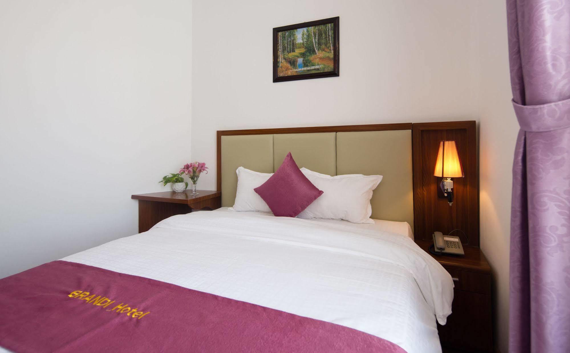 Brandi Hanoi Hotel Extérieur photo